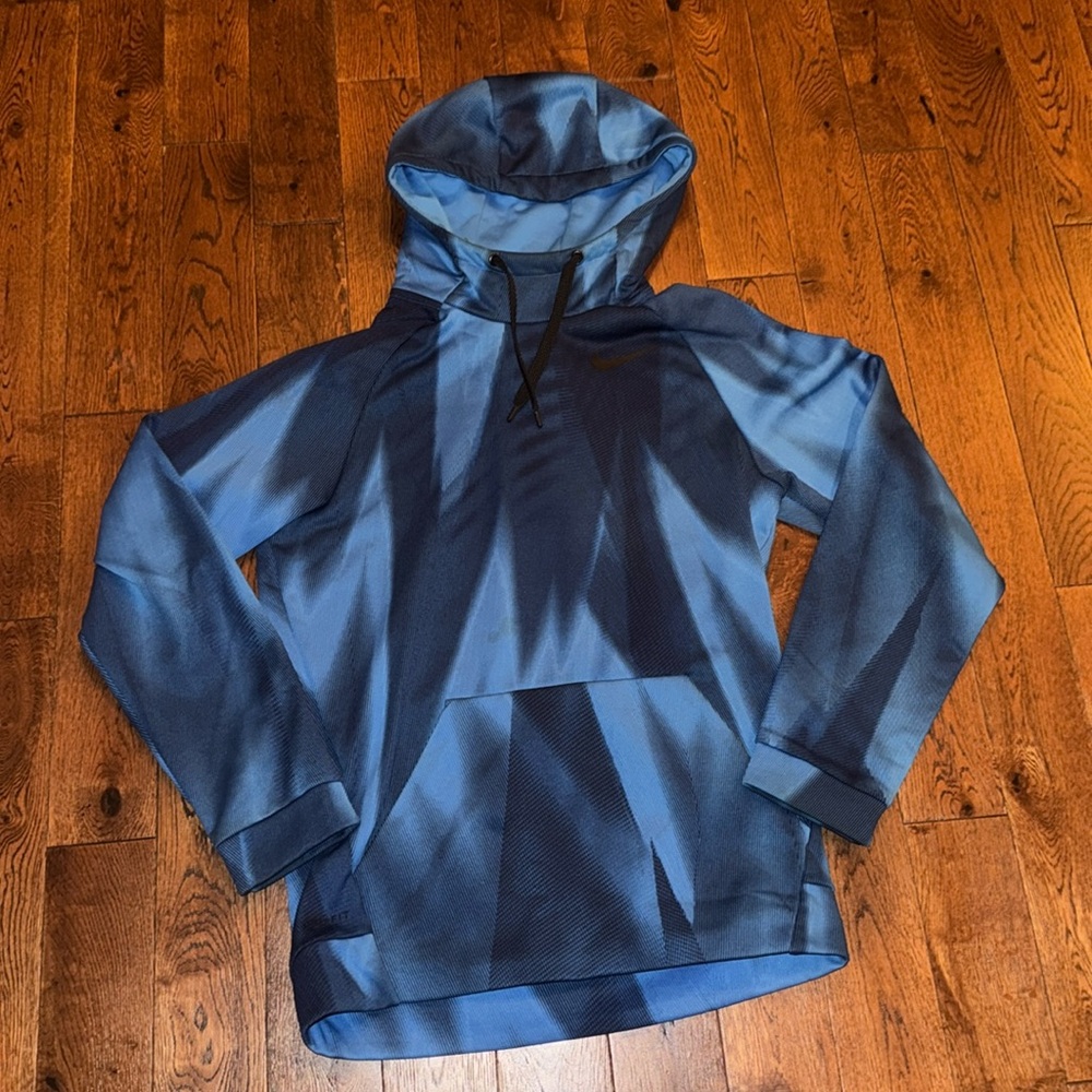 Men’s Nike hoodie